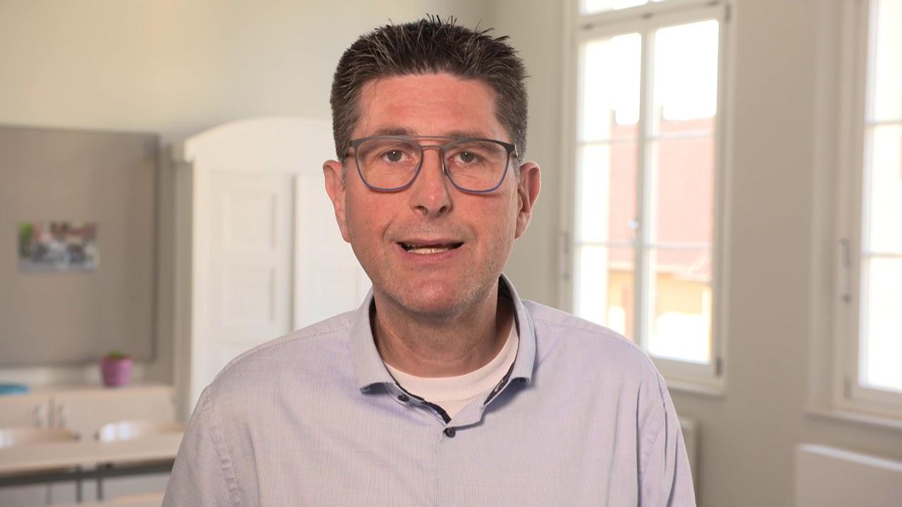 Dirk Braun Dirk Braun ist der Schulleiter der Gesamtschule Höhscheid